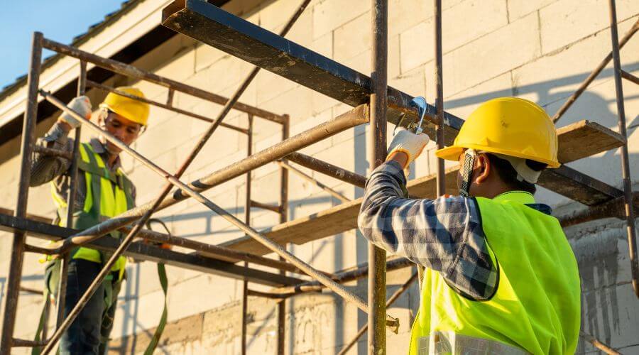 Professional residential roofers in La Jara, NM